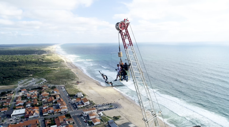Extreme Parachutisme BASE Jump - Montalivet Surf TV